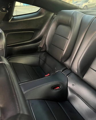 Ford Mustang cena 145000 przebieg: 69000, rok produkcji 2019 z Warszawa małe 436